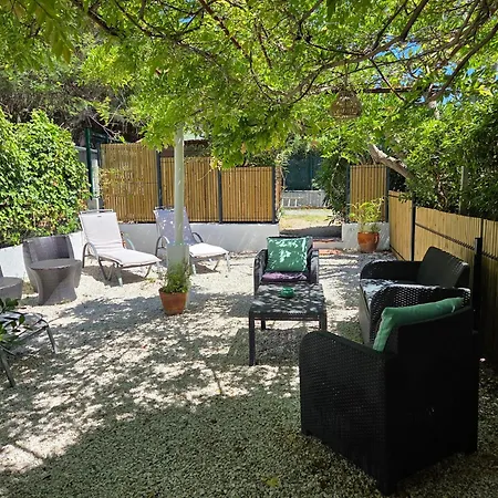 Chez Louis Bed and Breakfast Les Issambres