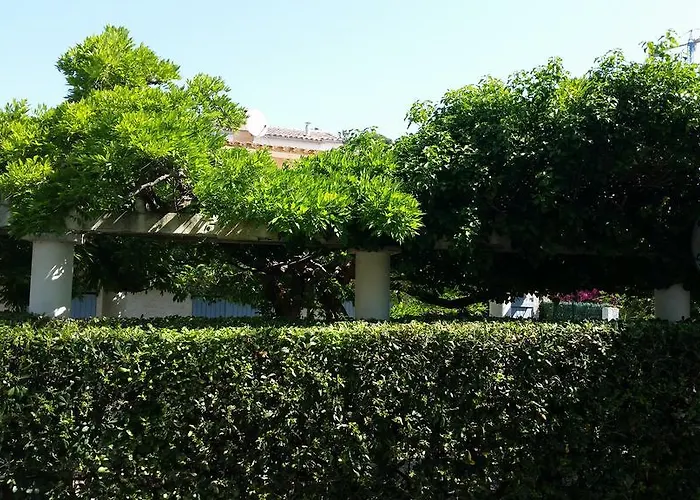 فندق Chez Louis